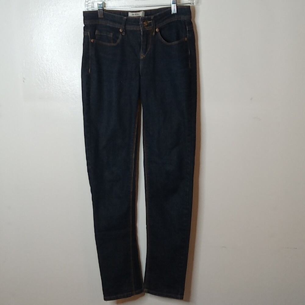 Janina women's Size 32 blue midrise Skinny jeans. Casual, Atleisure, Comfortable